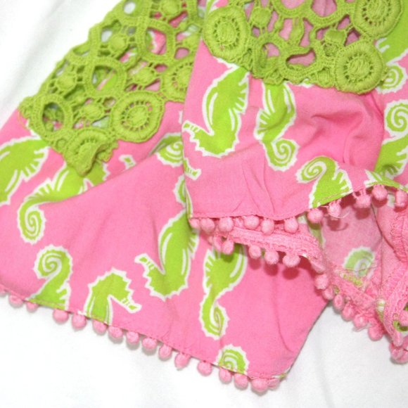 Crown & Ivy Small Seahorses Boho Poet's Blouse Tunic Top w Green Crochet Trim - Picture 9 of 9